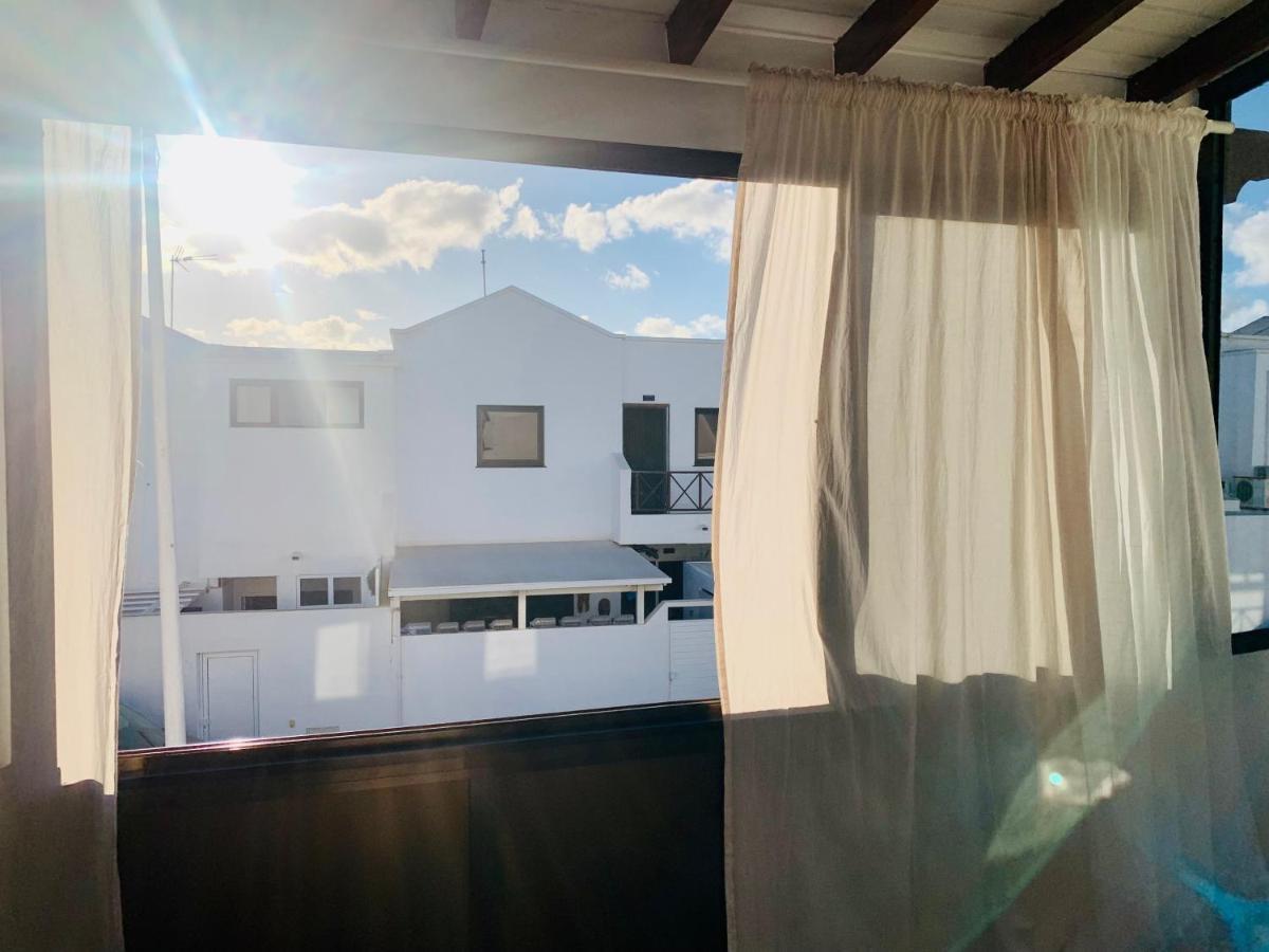 Habitaciones Privadas Cerca De La Playa Y Aeropuerto En Casa Compartida Con Otros Huespedes Playa Honda  Exteriör bild