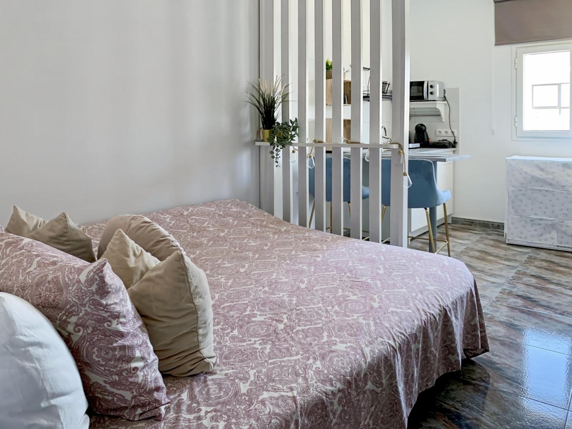 Habitaciones Privadas Cerca De La Playa Y Aeropuerto En Casa Compartida Con Otros Huespedes Playa Honda  Exteriör bild